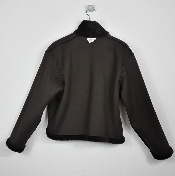 Laissez Faire Old Style Faux Fur Short Jacket - Picture 7 of 8